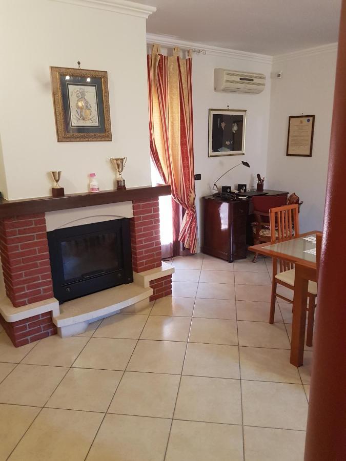 B&B Malibù Ardea Esterno foto